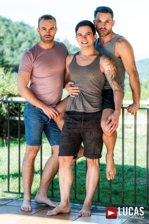 James Castle, Jackson Radiz, Dakota Payne | Raw Threeway - Gay Movies - Lucas Entertainment