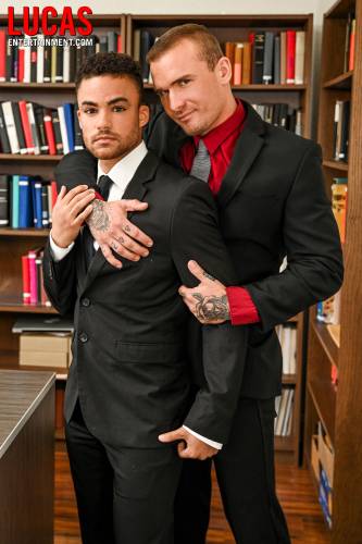 Beaux Banks Submits To Isaac X - Gay Movies - Lucas Entertainment